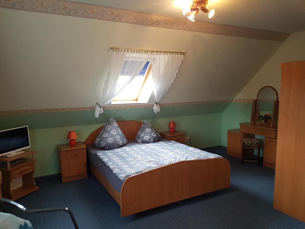 Landpension Zum Schweizerberg Neugrimnitz Екстериор снимка