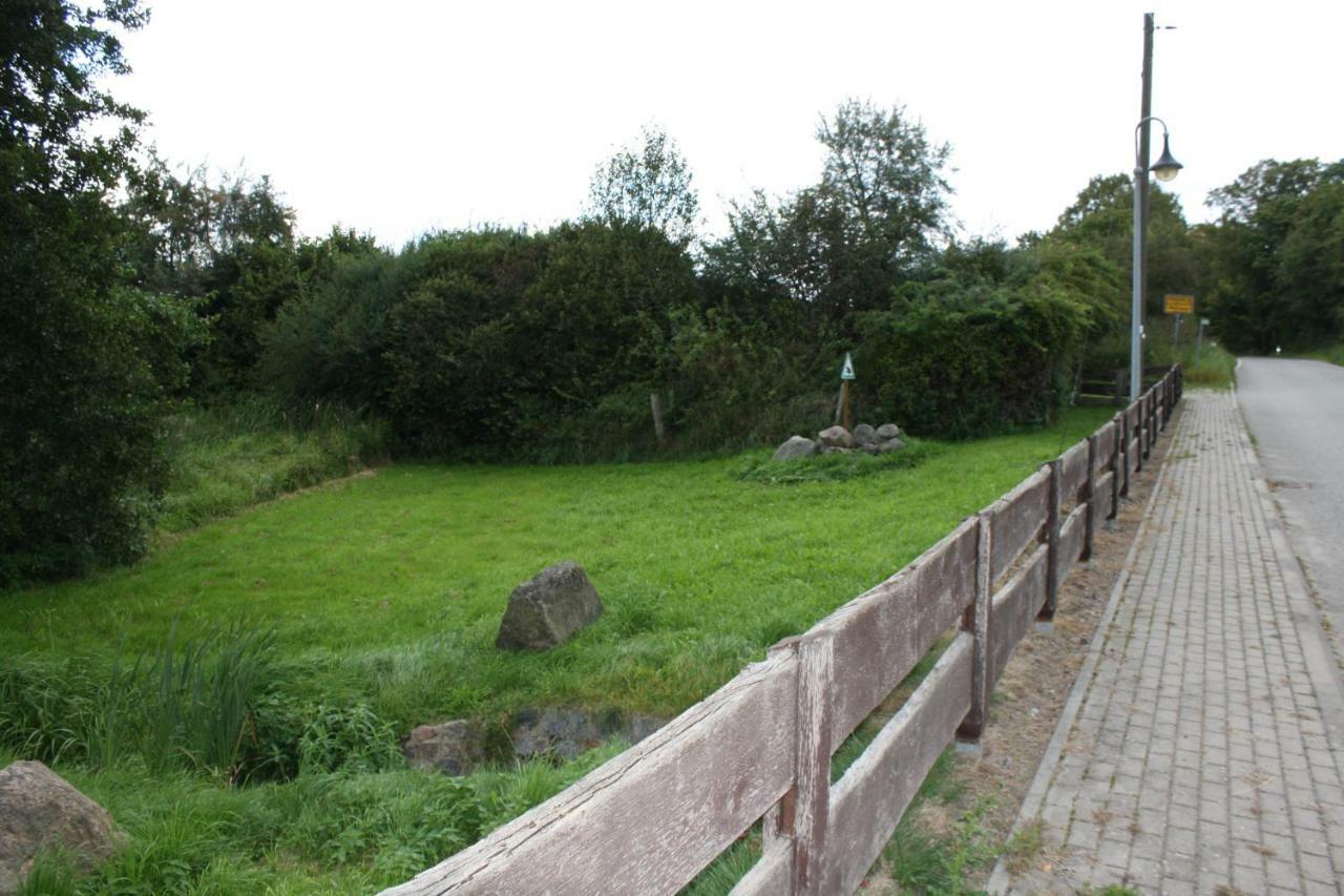 Landpension Zum Schweizerberg Neugrimnitz Екстериор снимка